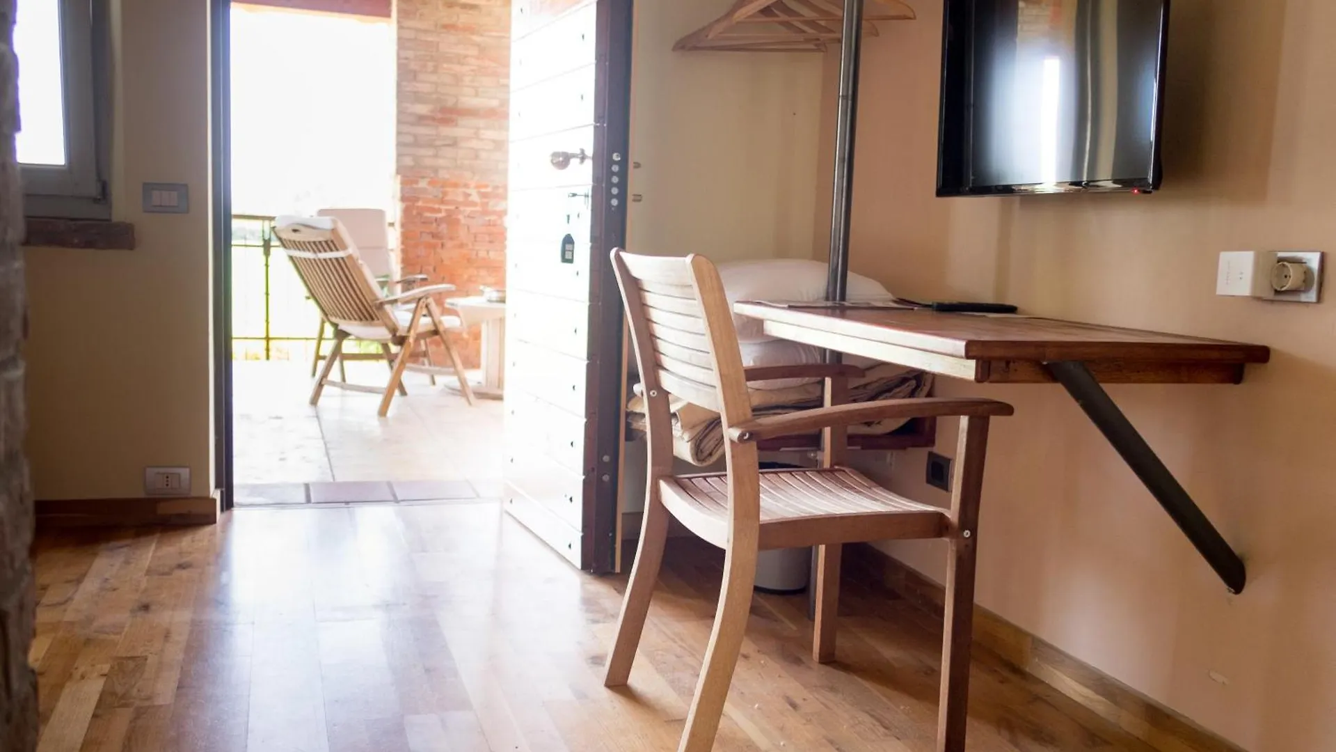 Quarto em Acomodações Particulares Parma Country Room Montechiarugolo